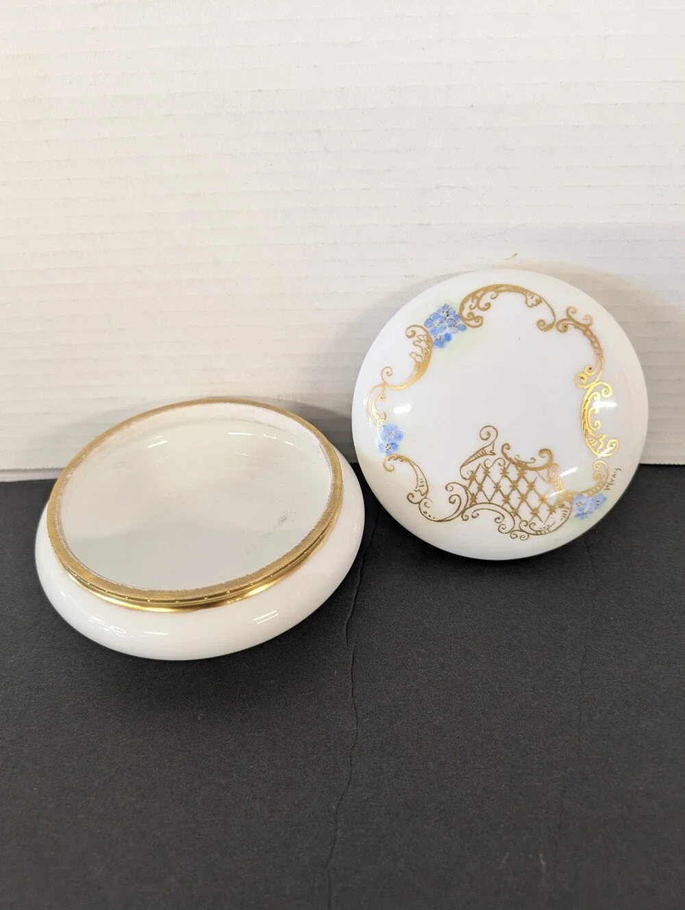 VINTAGE Limoges Porcelain Trinket Box Gold Filigree Blue Floral Accents